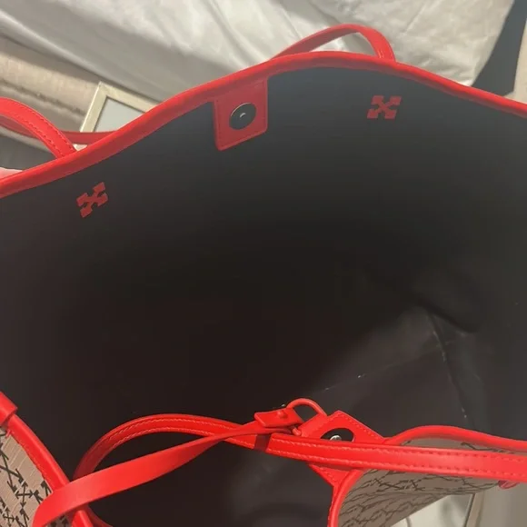 Off white monogram tote - Picture 5 of 9